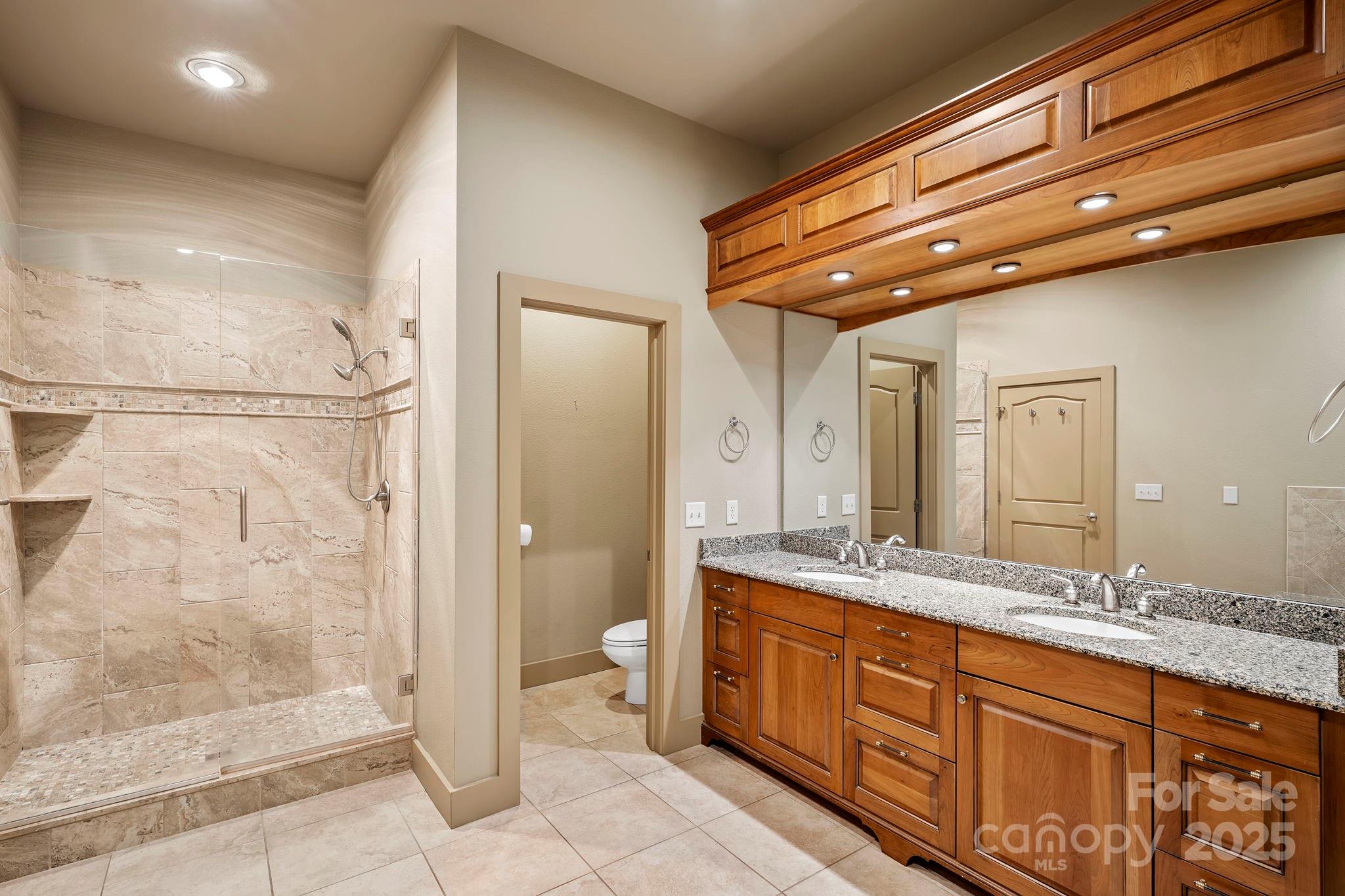 Cirrus Condominiums - Residential