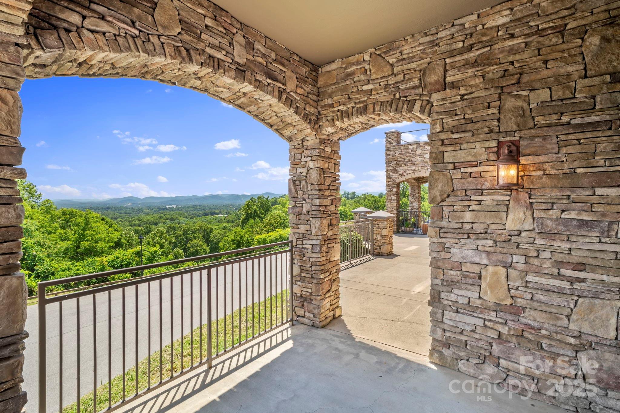 Cirrus Condominiums - Residential