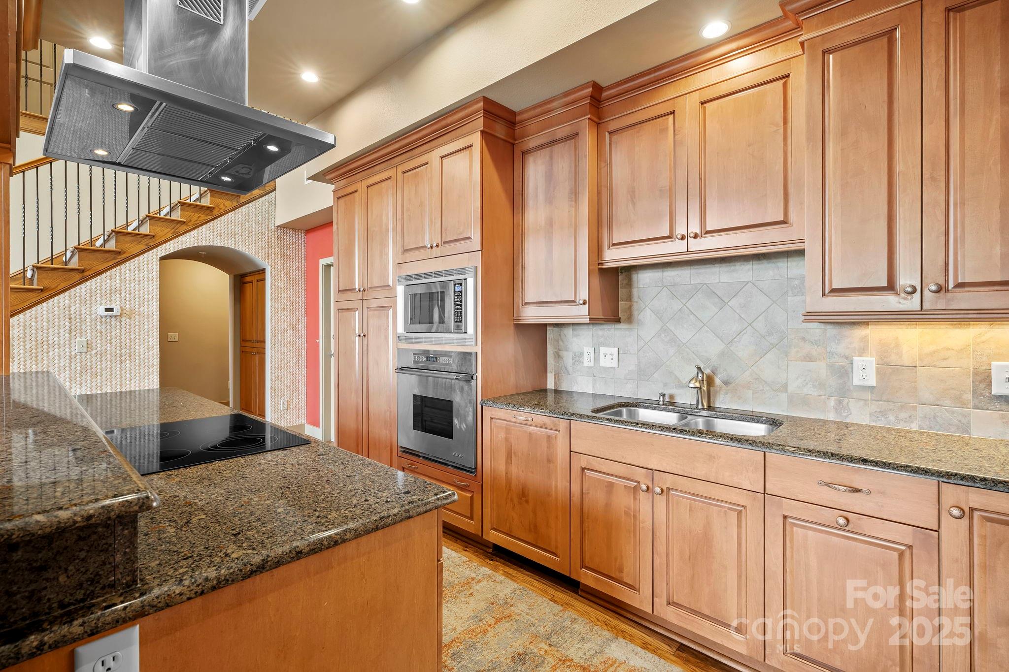 Cirrus Condominiums - Residential