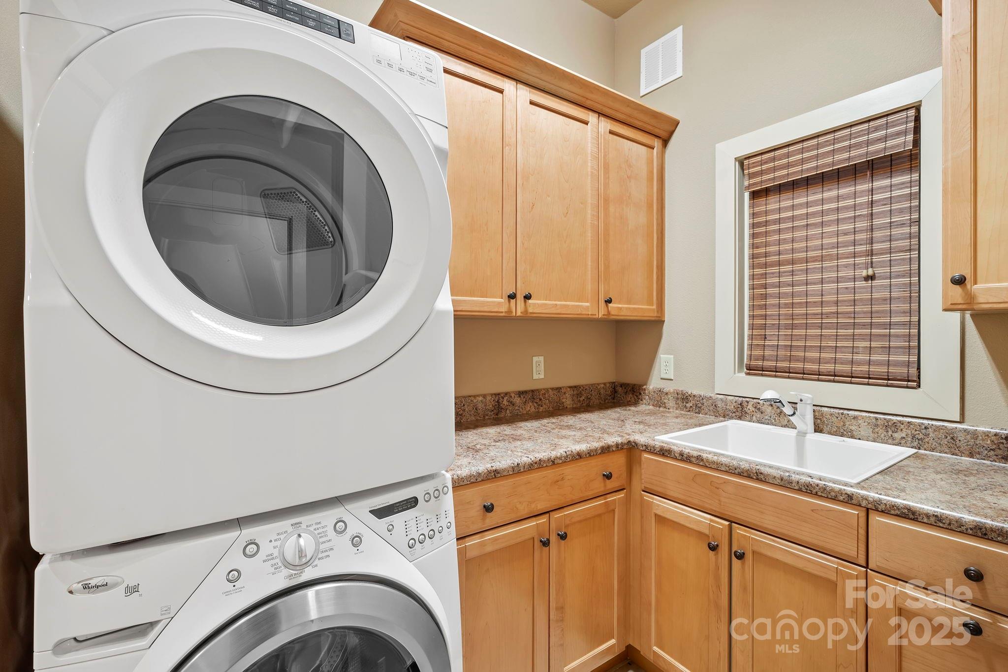 Cirrus Condominiums - Residential