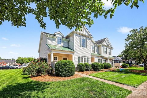 Photo of 6219 Tyrel Lane, Harrisburg, NC 28075 (MLS # 4384588)