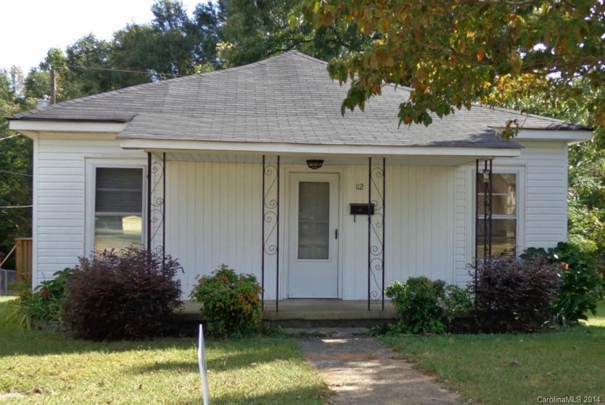Great starter home!!! All new or upgraded within the past 5 years: gas pack, roof, vinyl siding, storm doors & windows, carpet & vinyl flooring, appliances, plumbing upgraded and rewired electric system to code. Property is owned by a licensed SC Realtor.