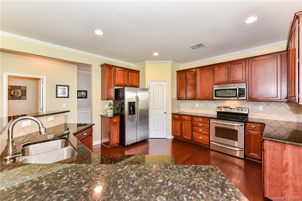 Lake Ridge - Residential