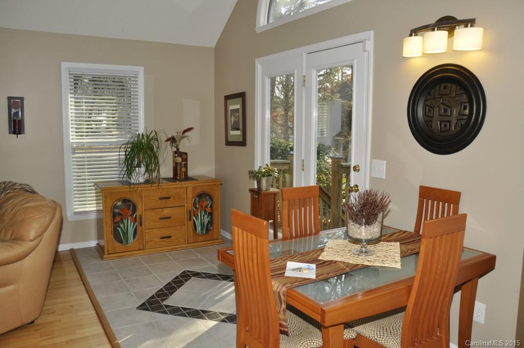 Tega Cay - Residential