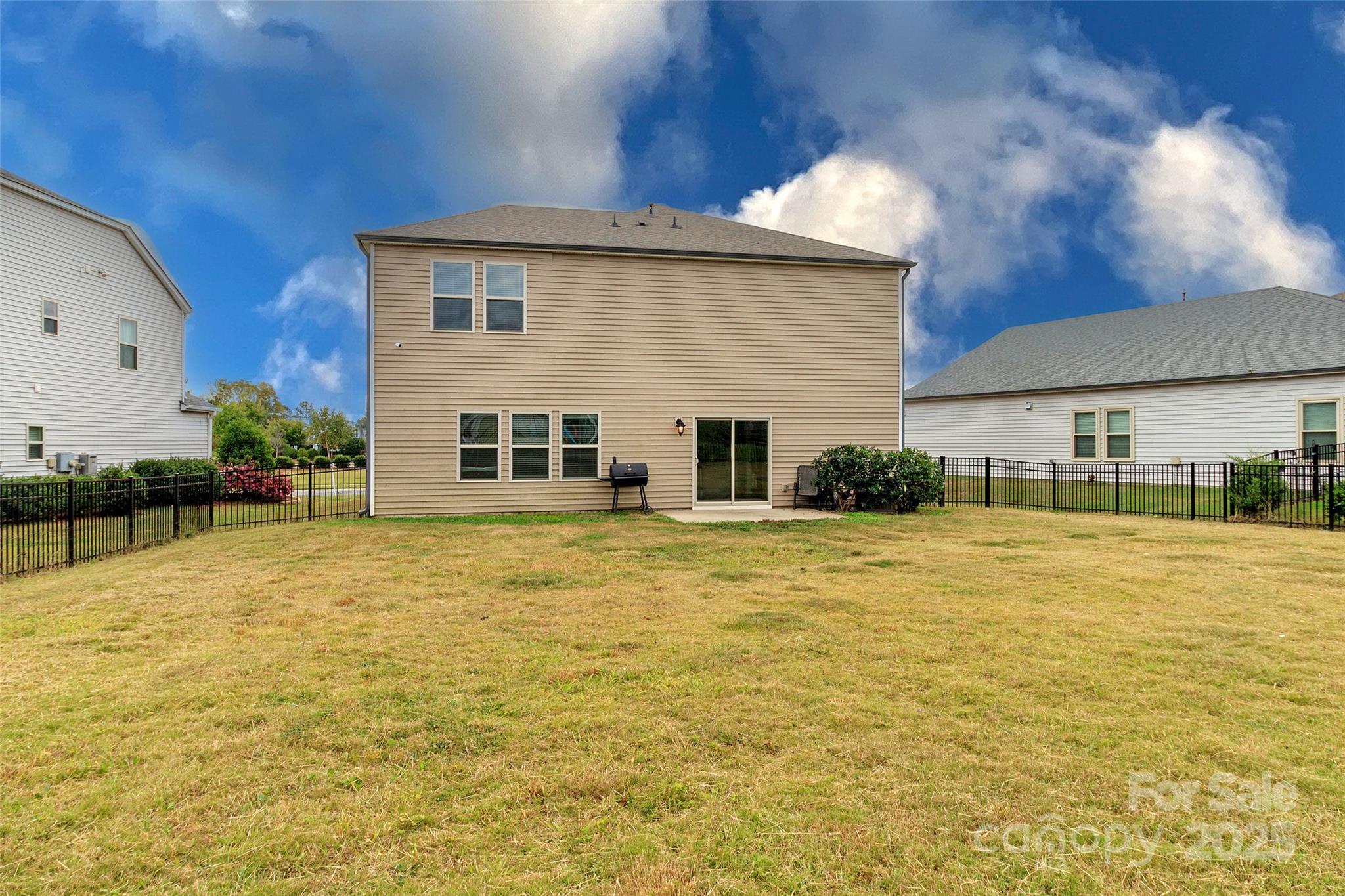 Haywyck Meadows - Residential