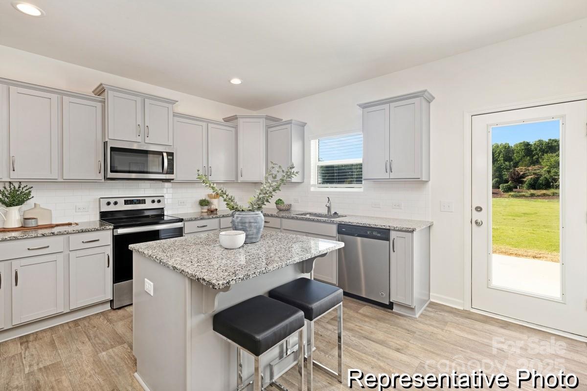 6032 Santee River Way 50