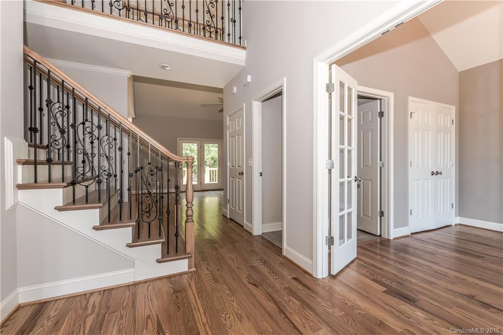 Seven Oaks - Residential