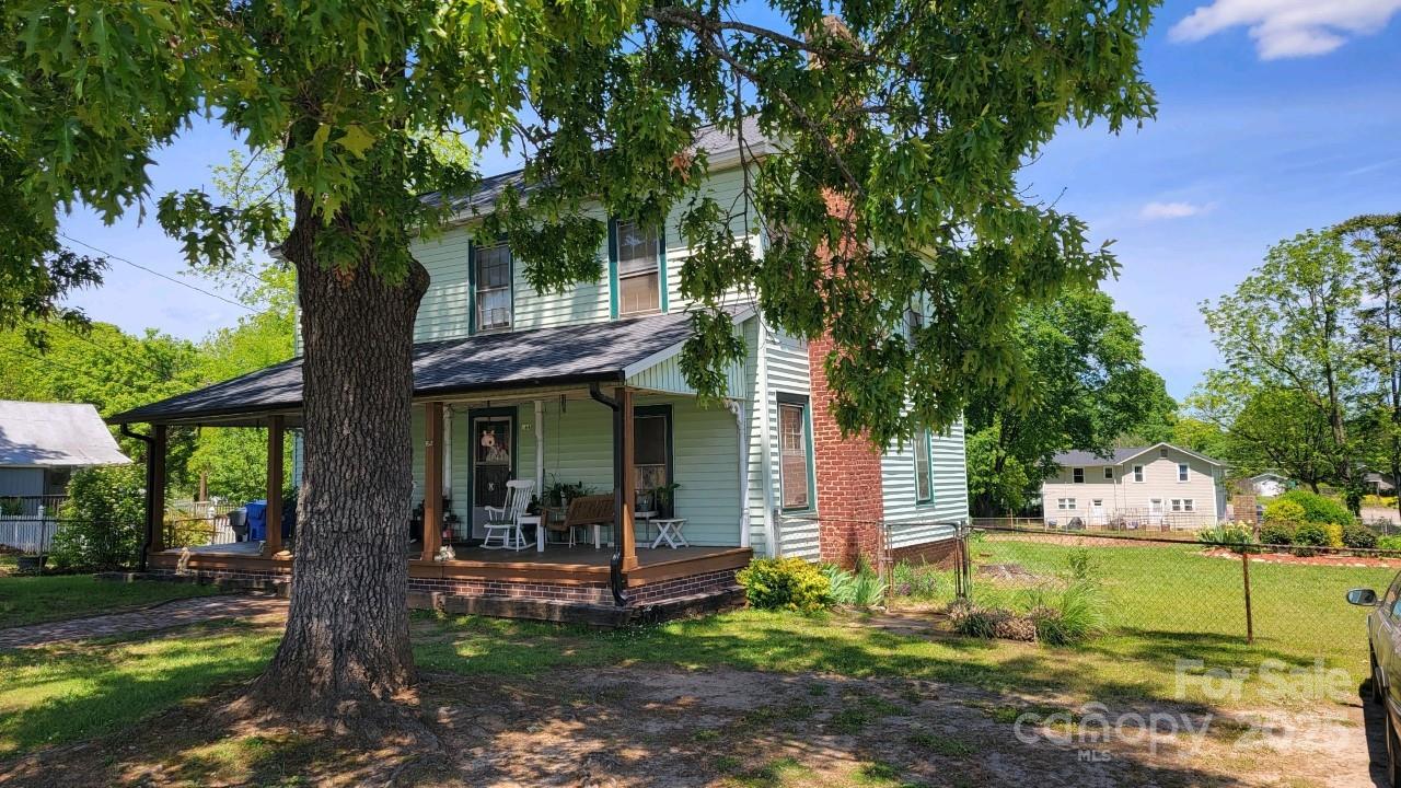 164 N Eastway Drive