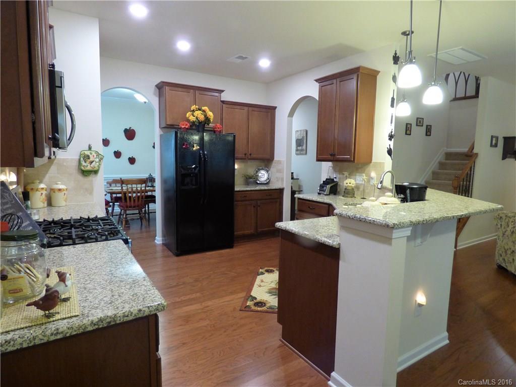 Fullerton Place - Residential