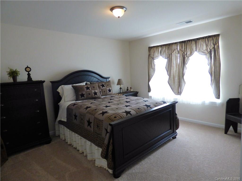 Fullerton Place - Residential