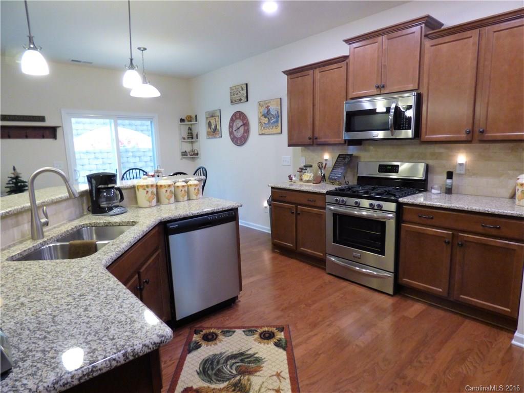 Fullerton Place - Residential