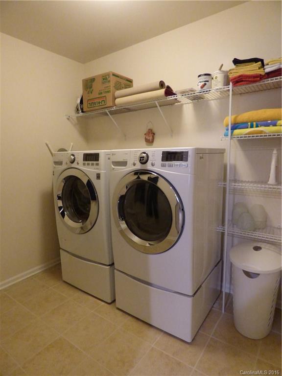 Fullerton Place - Residential