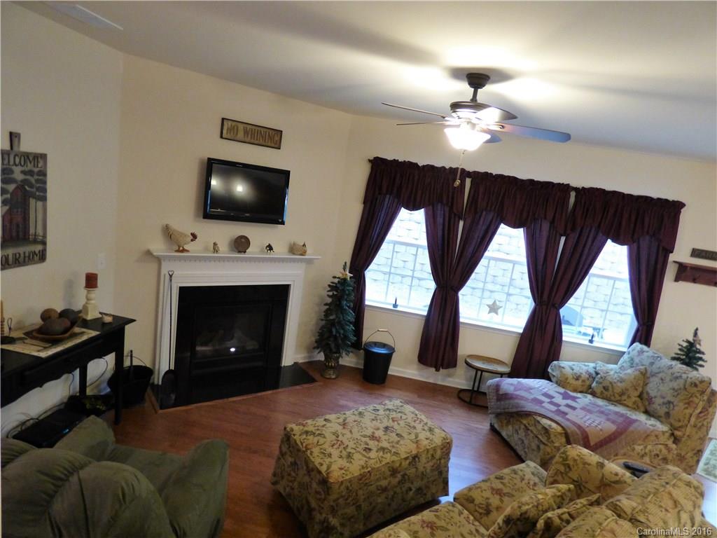 Fullerton Place - Residential