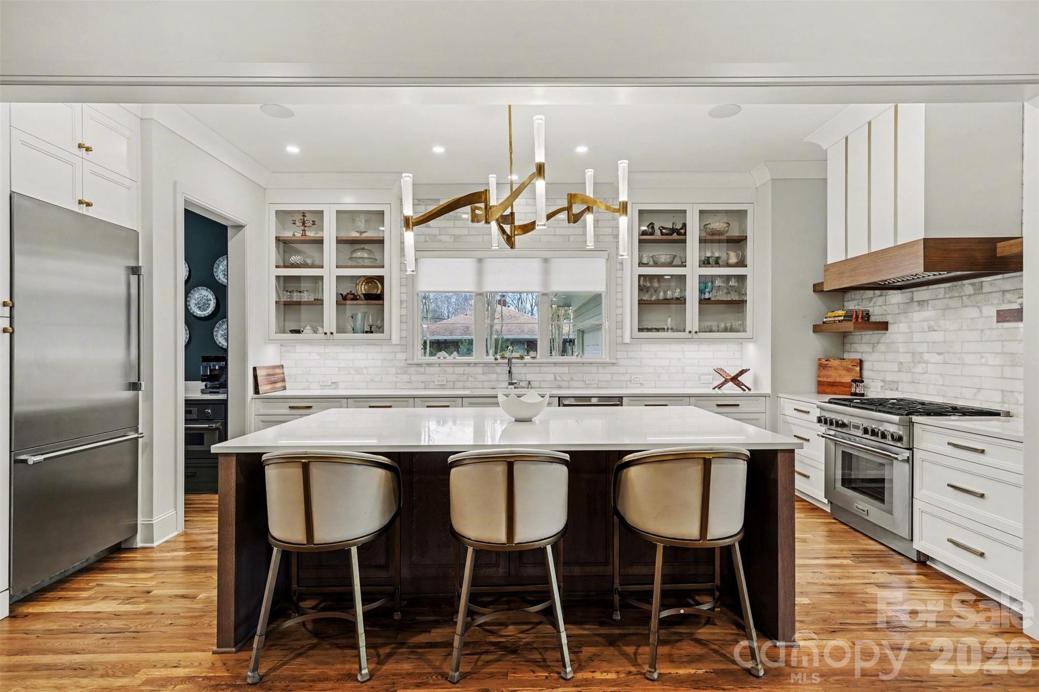 1312 Hazelhurst Avenue