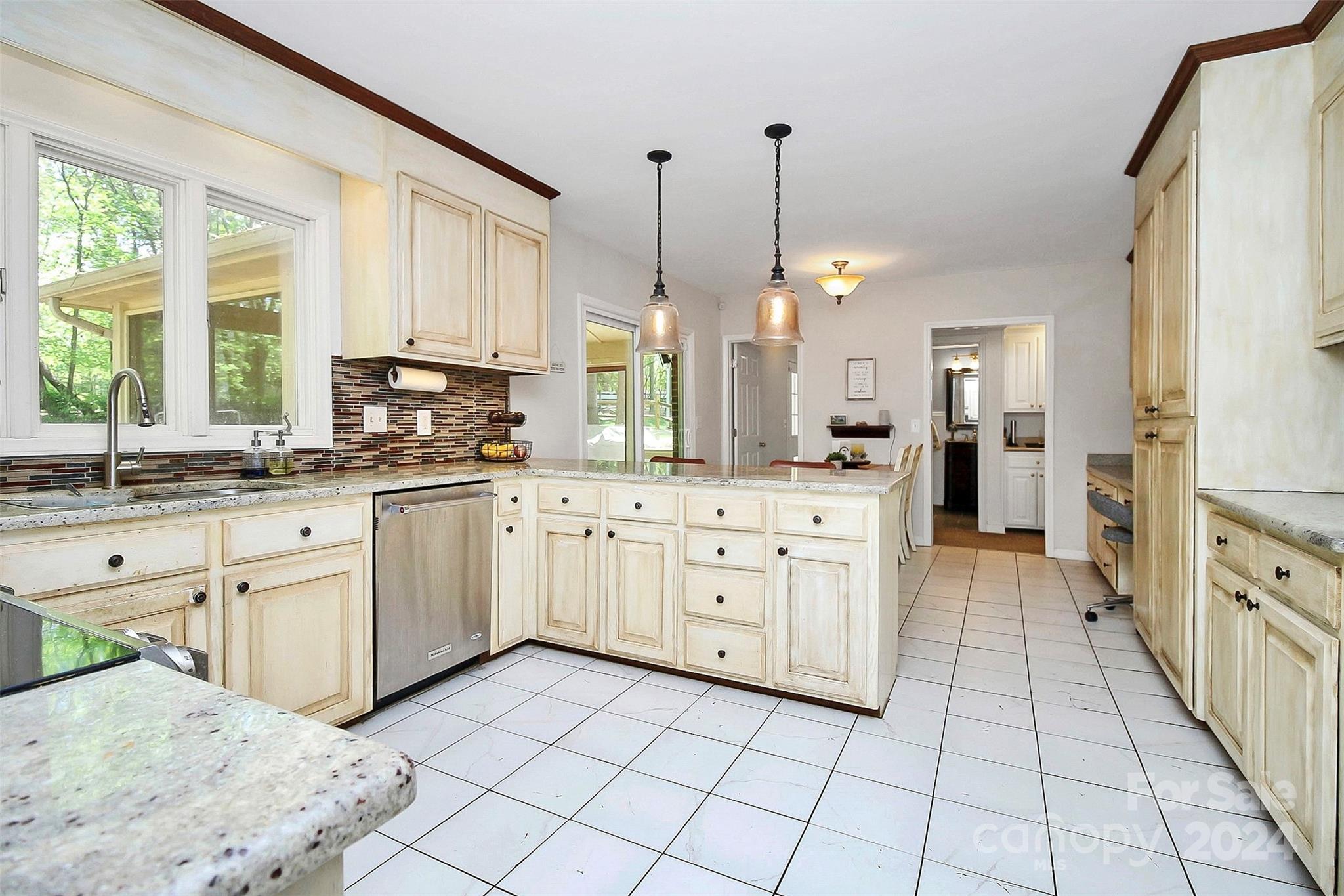 Williamsburg - Residential