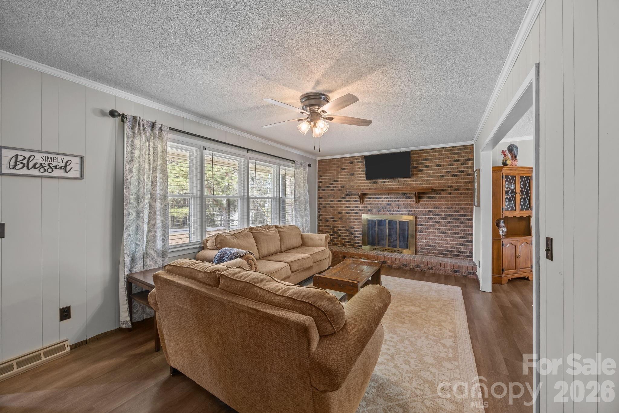 Country Club Estates - Residential