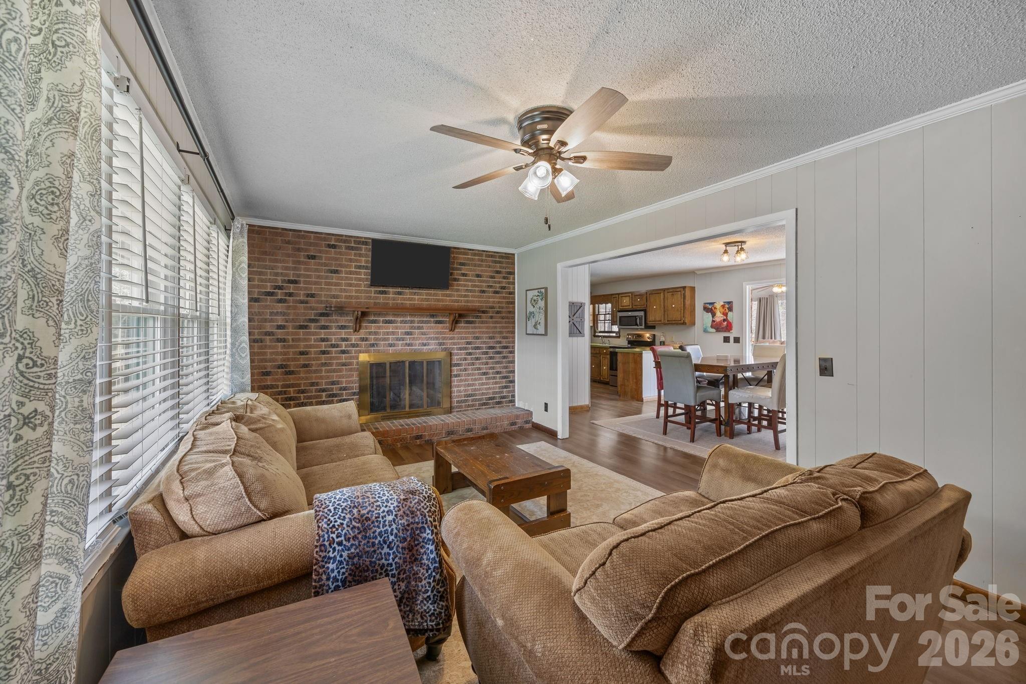 Country Club Estates - Residential