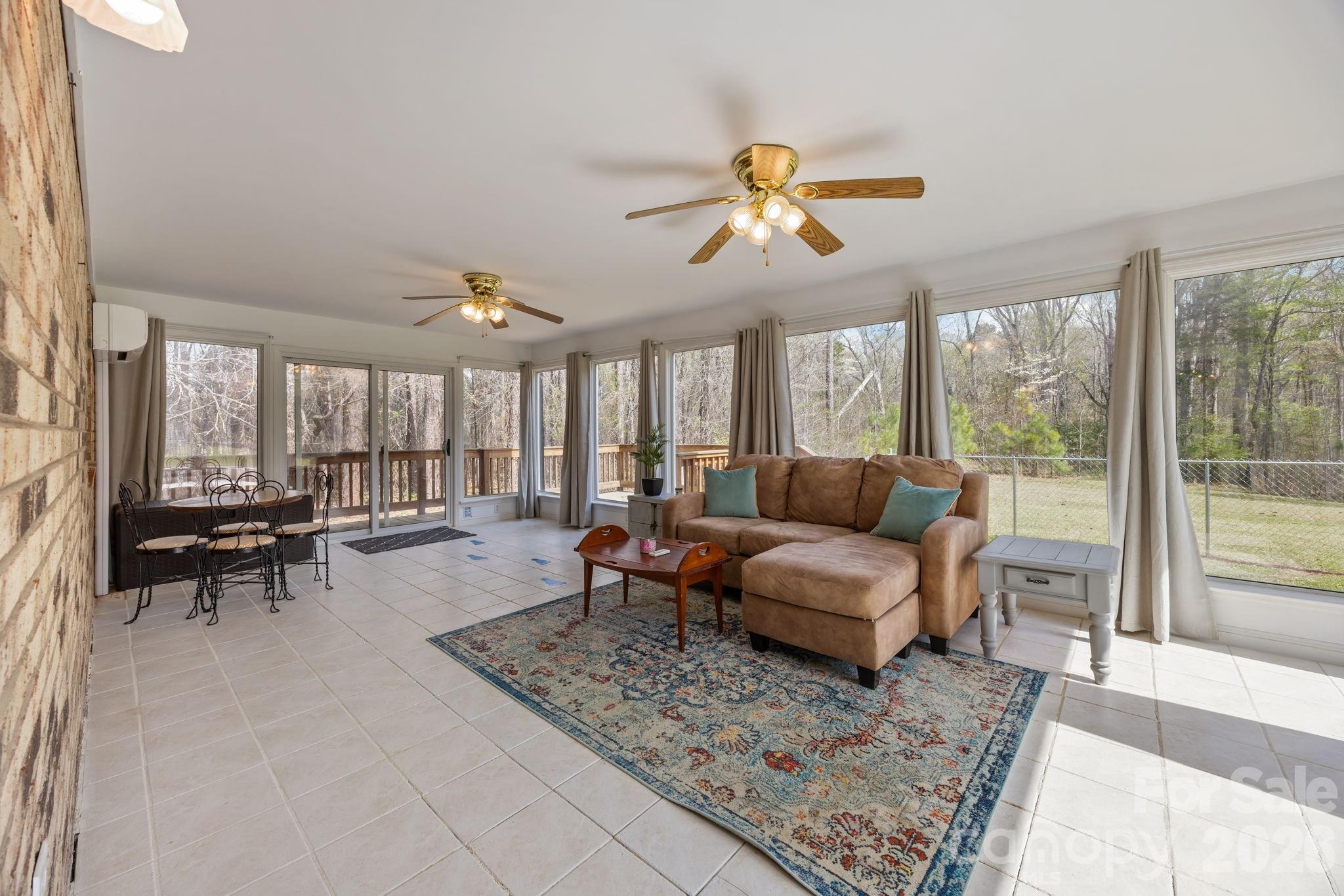 Country Club Estates - Residential