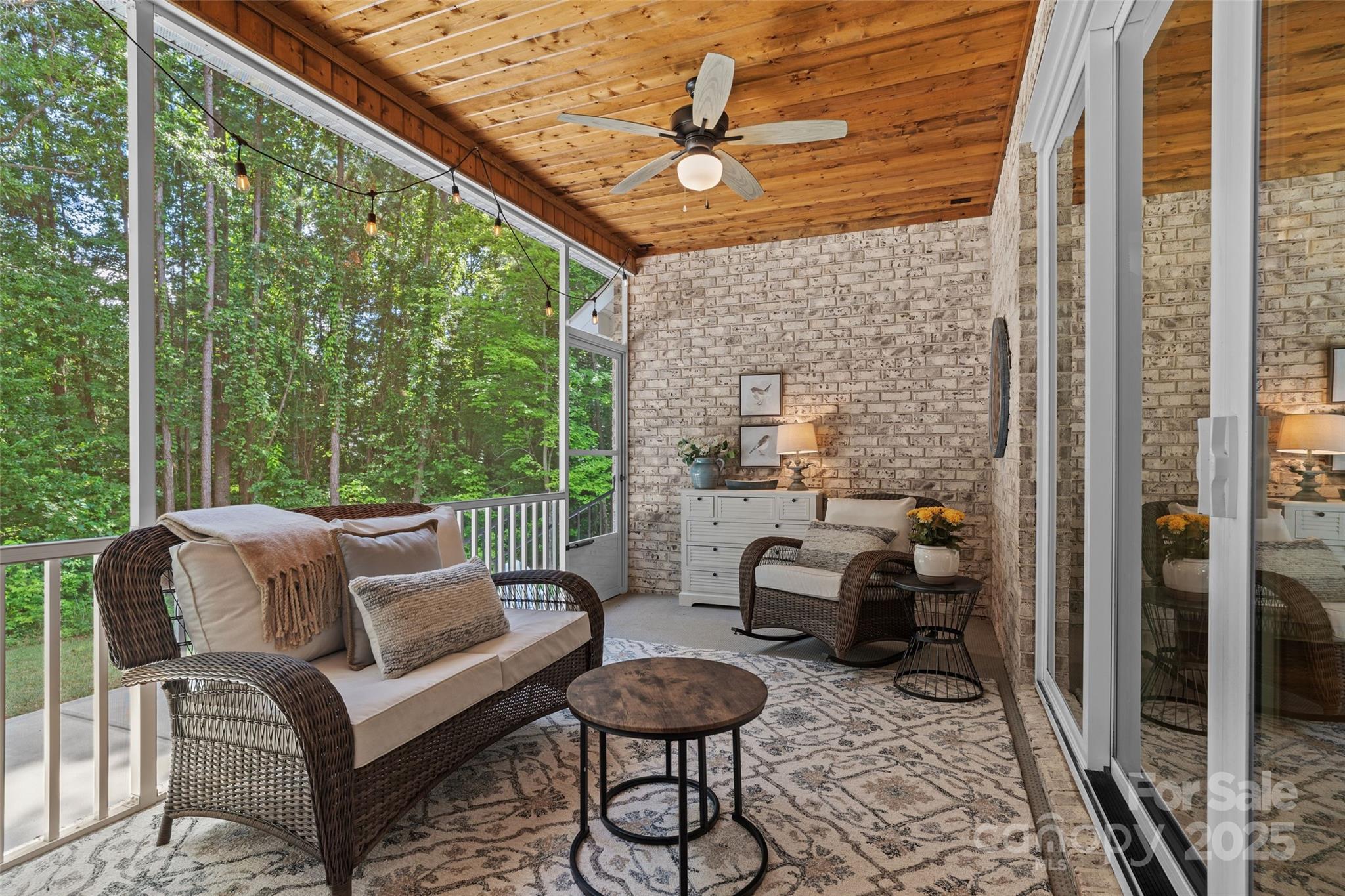 Water Edge - Residential