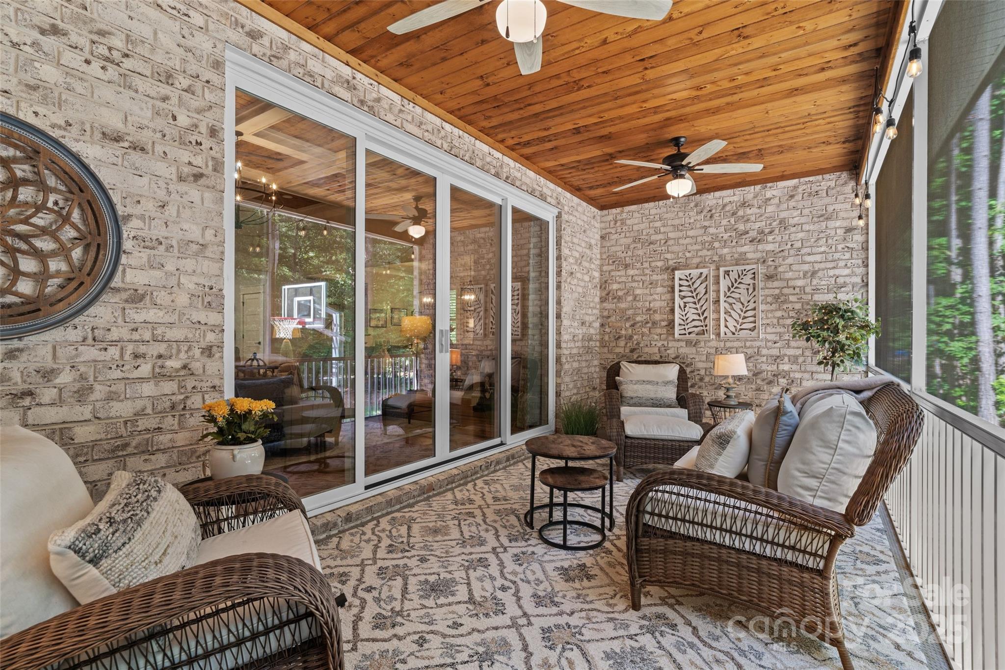 Water Edge - Residential