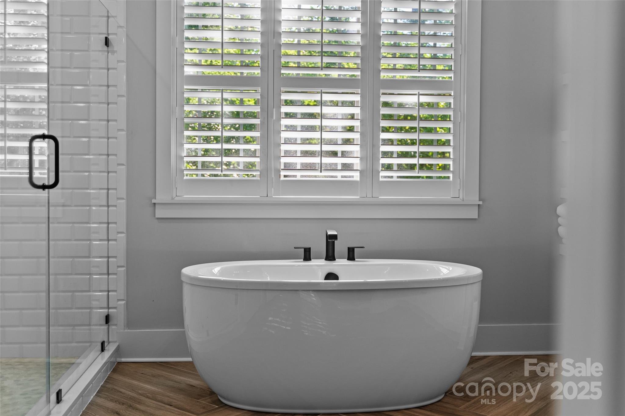 Water Edge - Residential