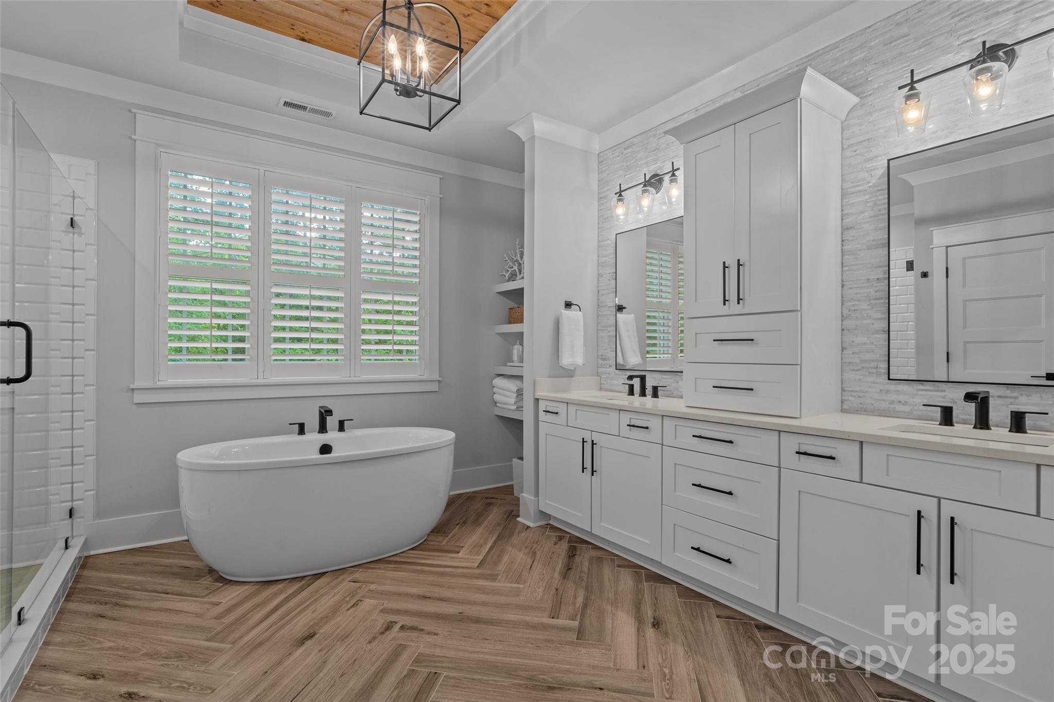 Water Edge - Residential