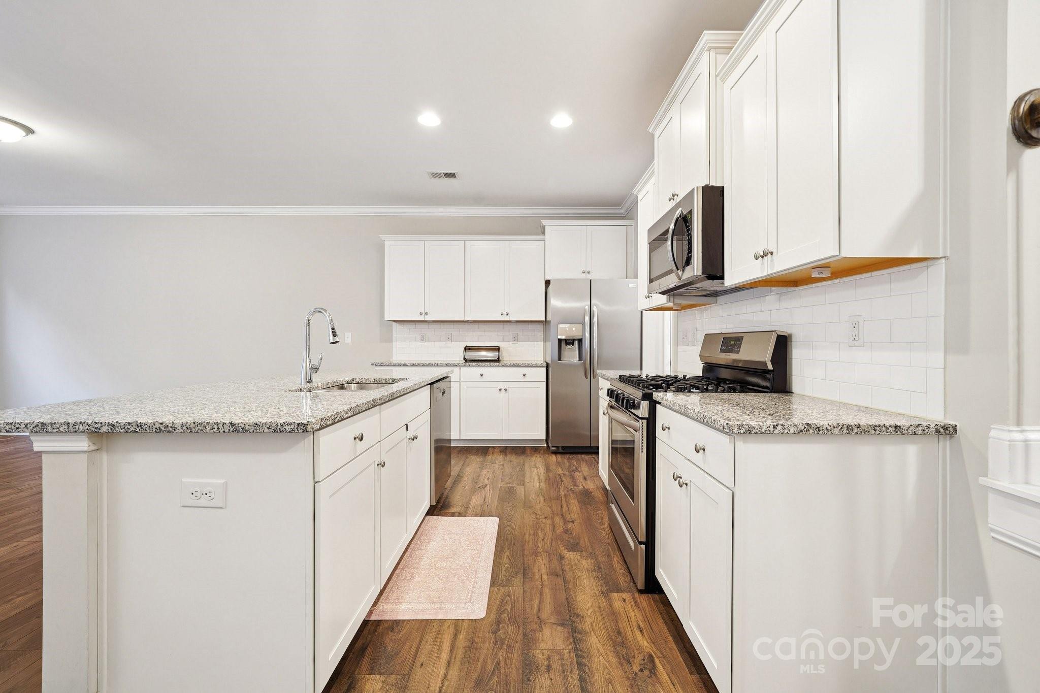 5020 Harris Woods Boulevard