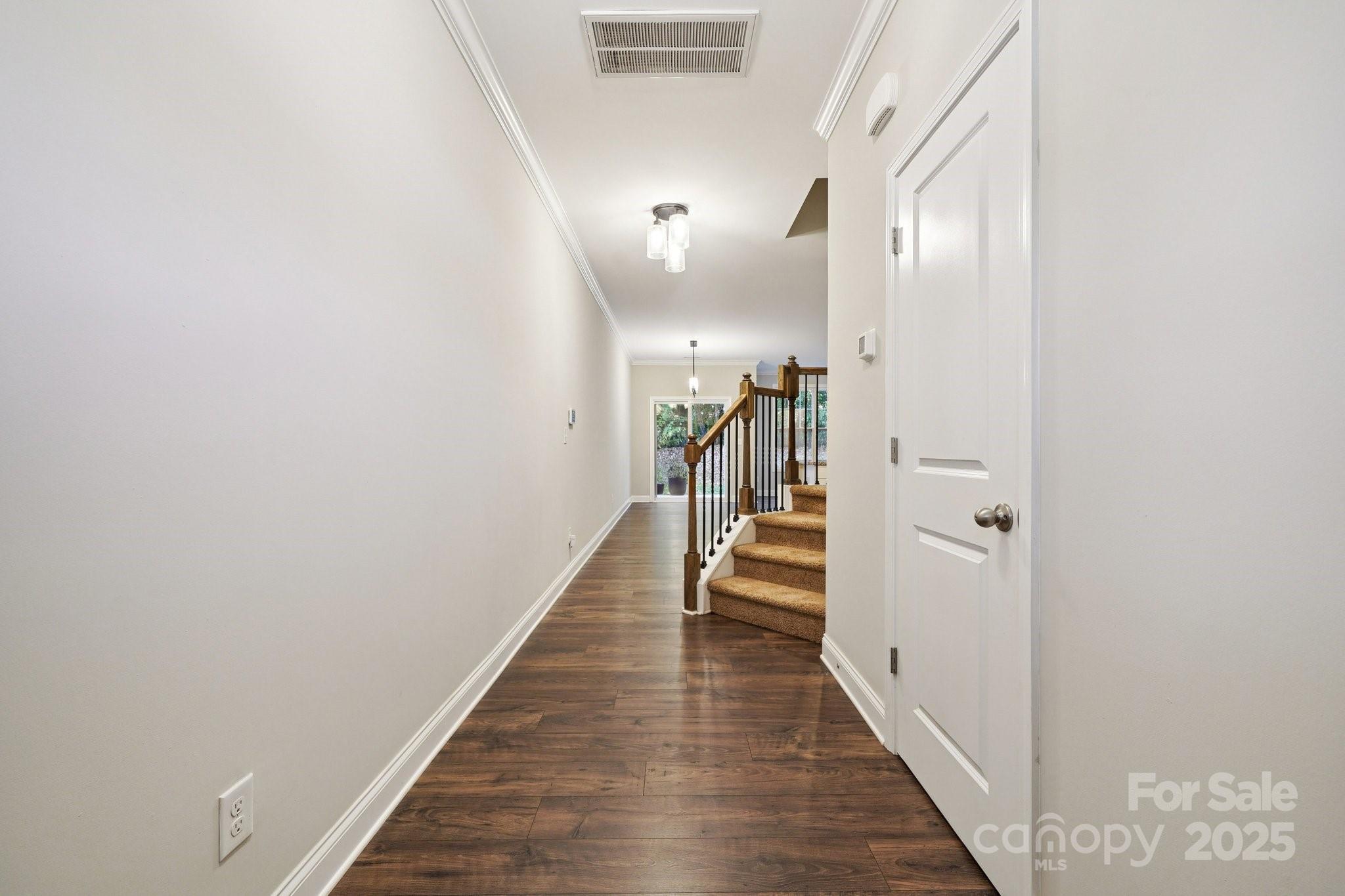 5020 Harris Woods Boulevard