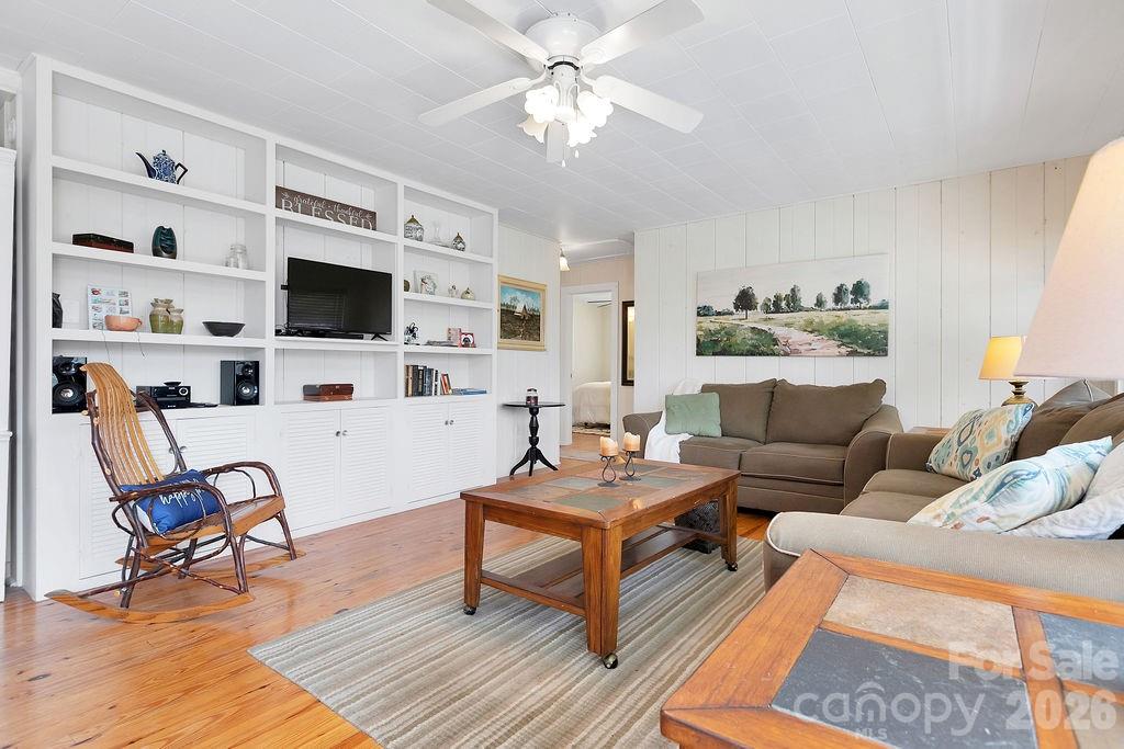 Fox Ridge - Residential