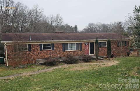 Photo of 9716 Sunway Drive, Charlotte, NC 28227 (MLS # 4412127)