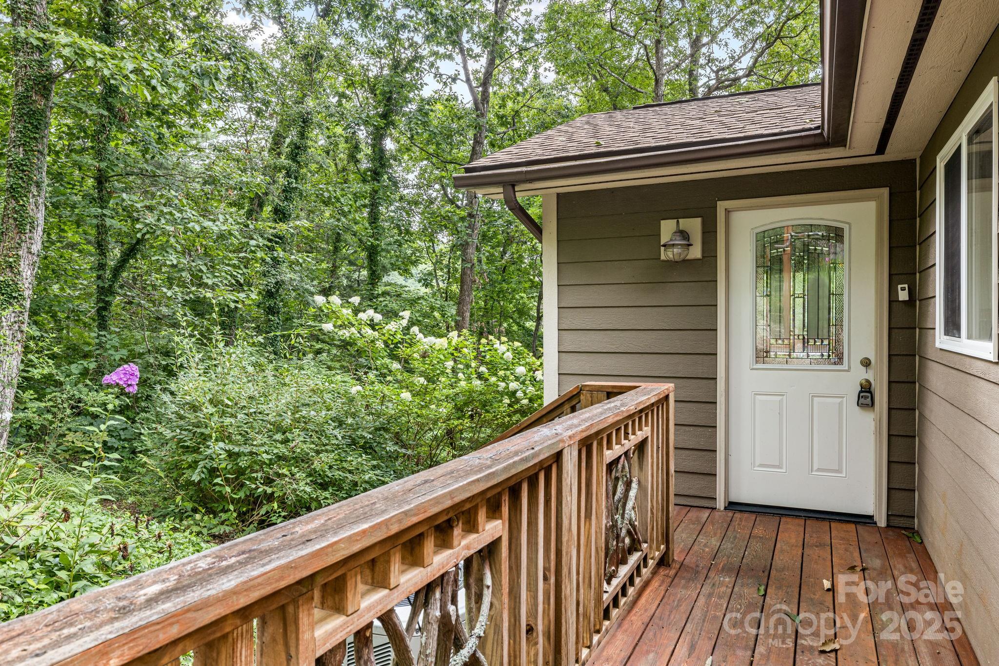 695 Huckleberry Mountain Road