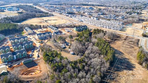 13320 Mallard Creek Road Charlotte NC 28262