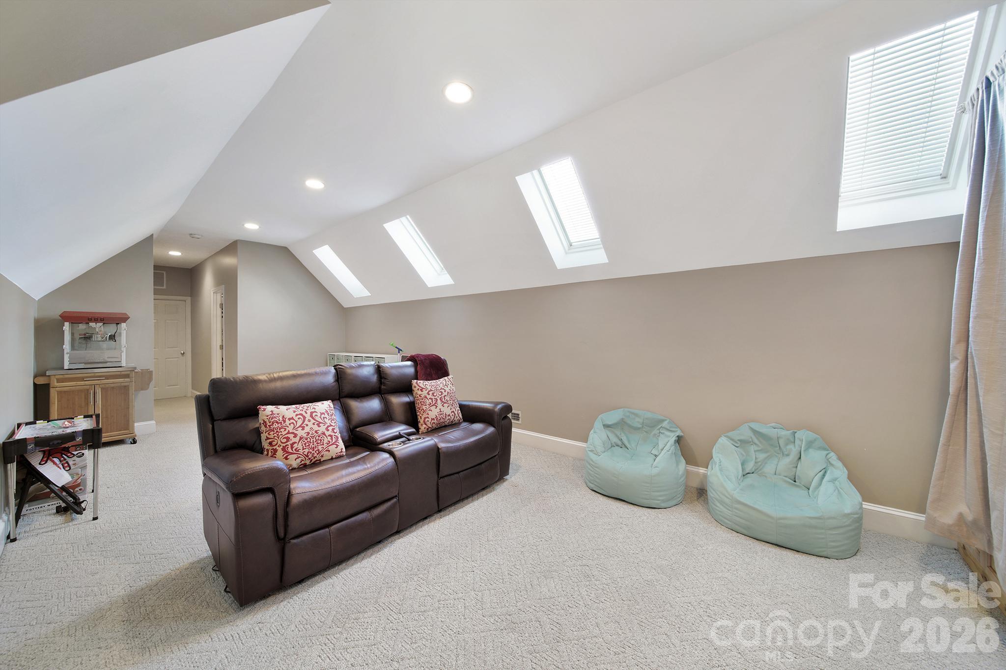 Beacon Knoll - Residential