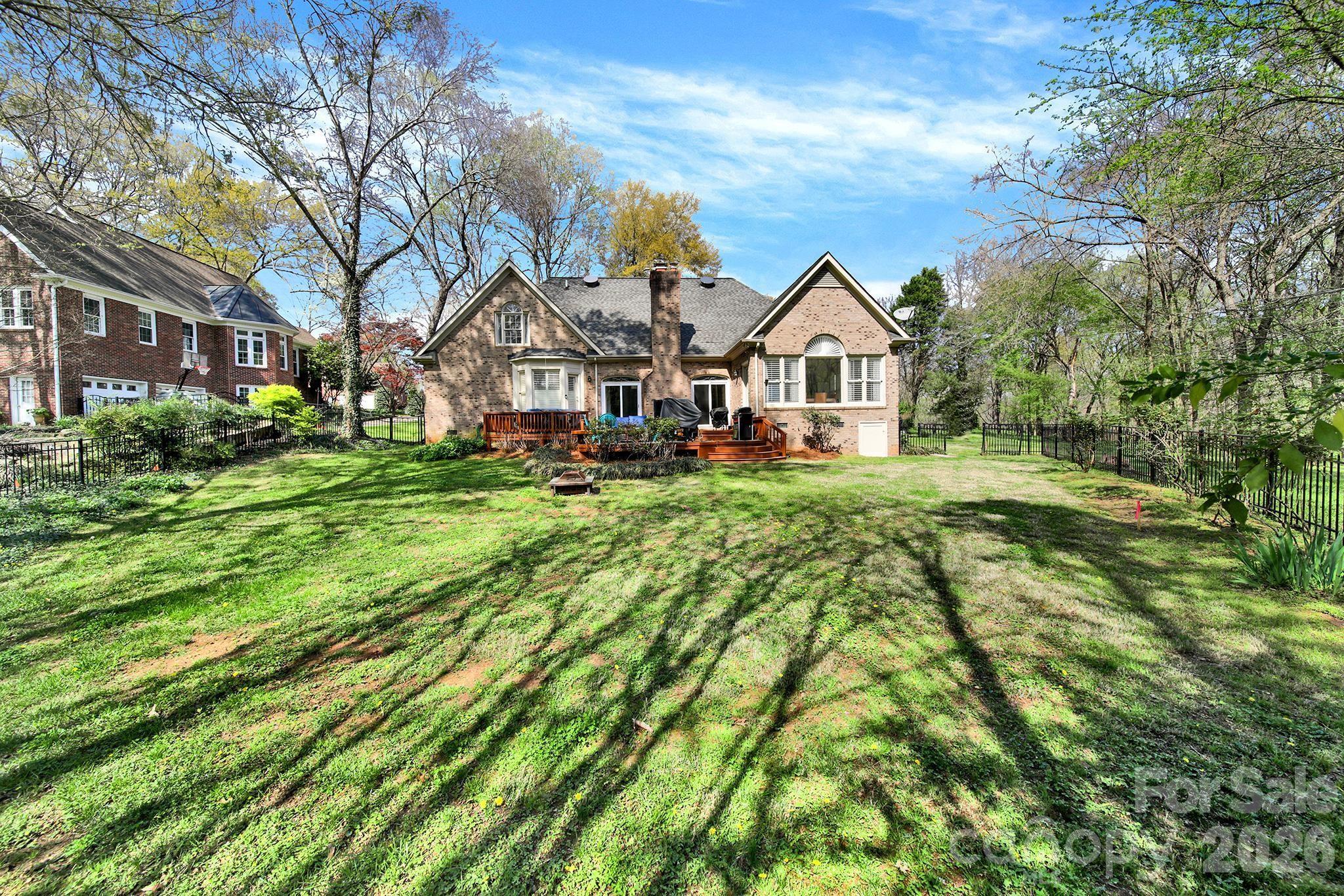 Beacon Knoll - Residential