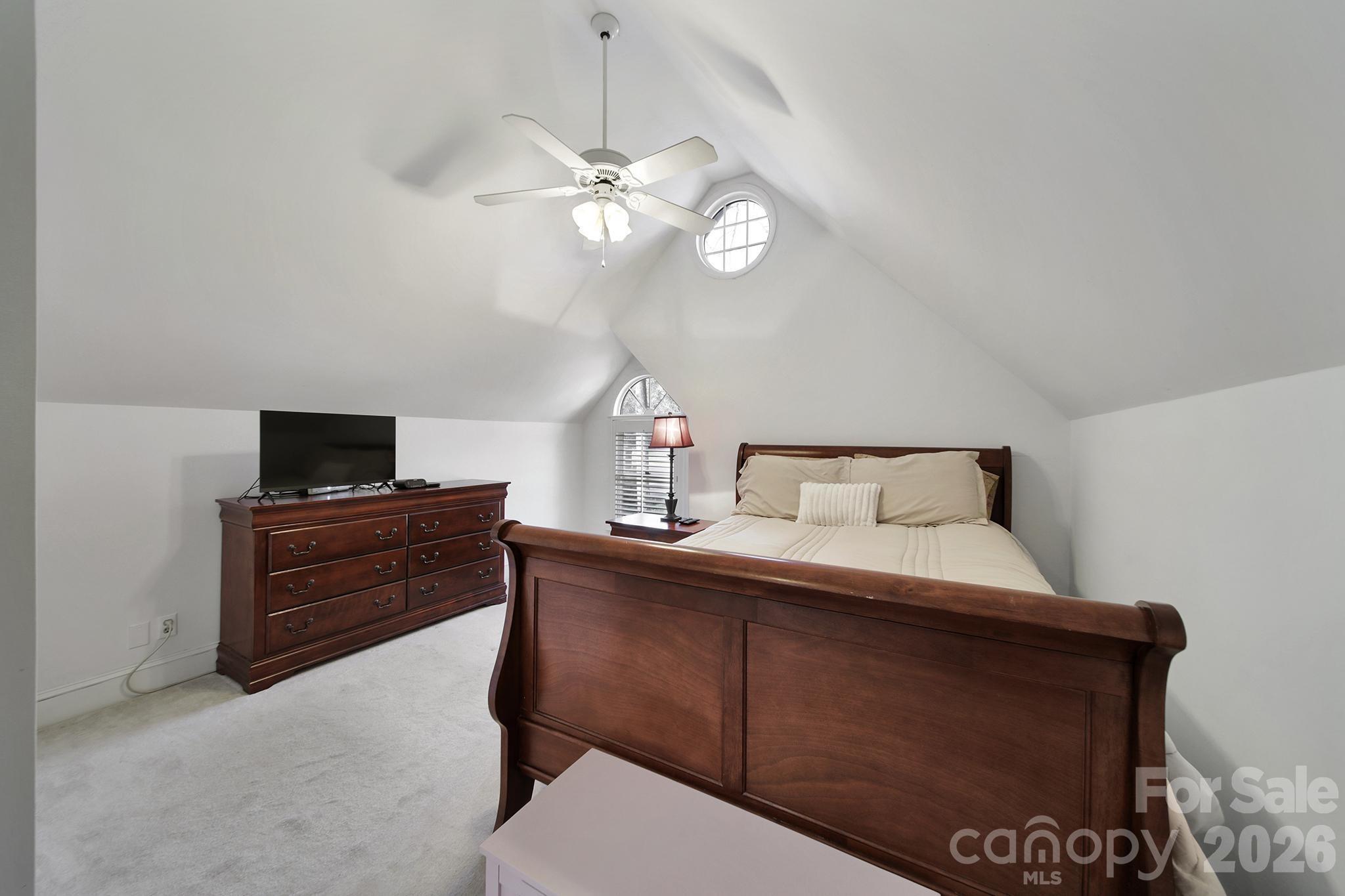 Beacon Knoll - Residential