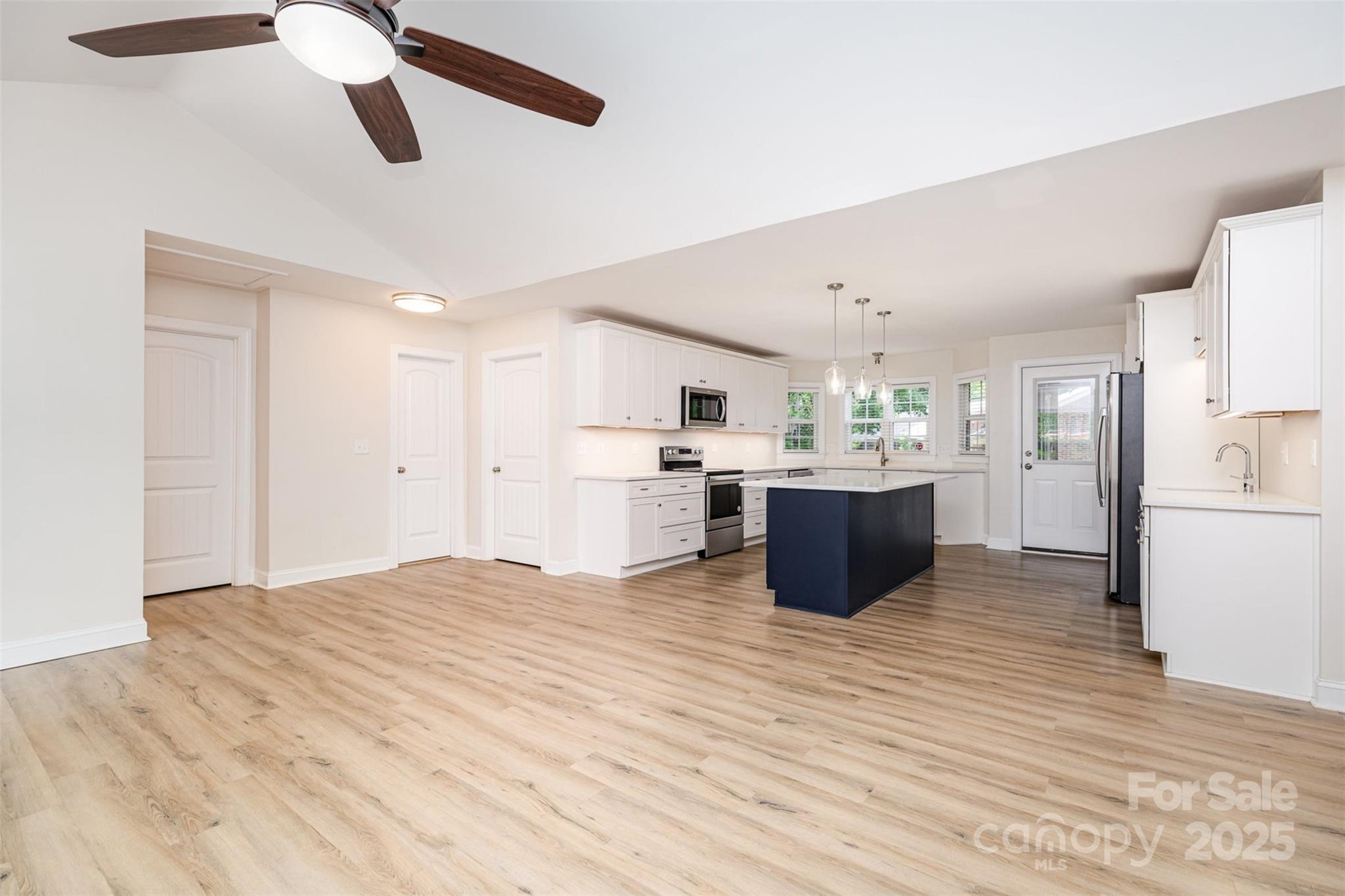 43 Paddington Drive SW