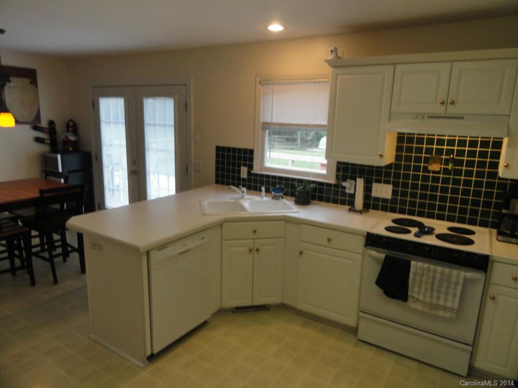 BRISTOL PARK - Residential