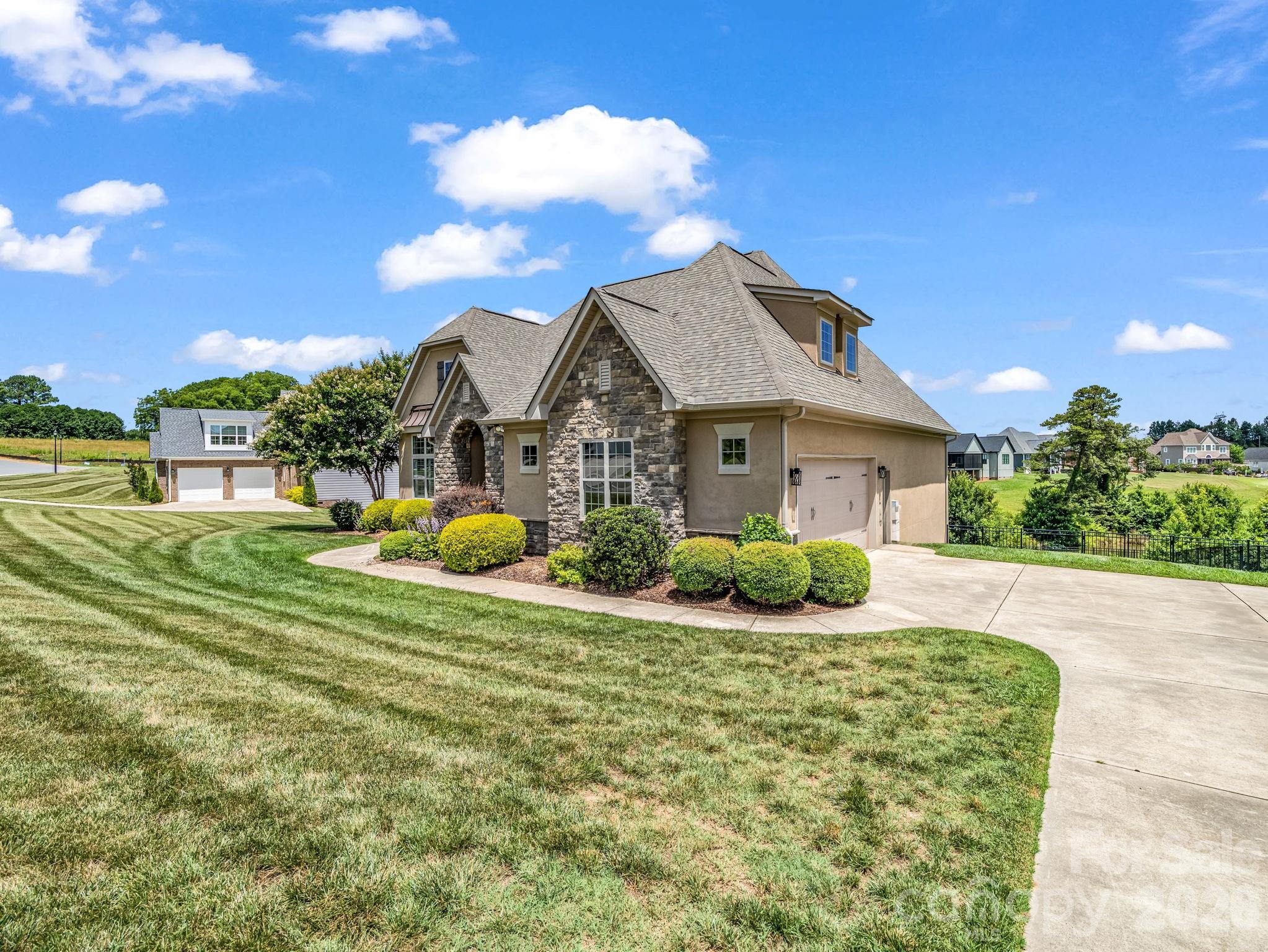 113 Deer Brook Drive