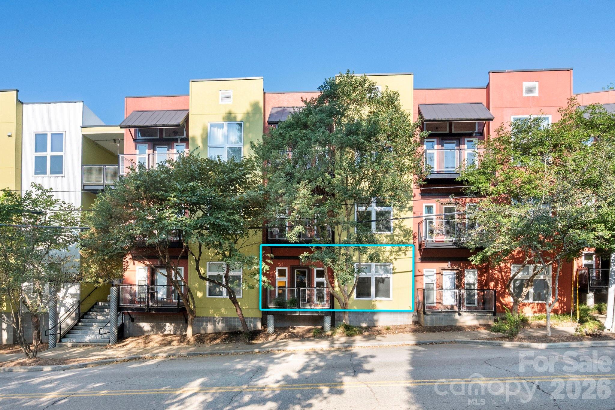 125 Clingman Avenue 103