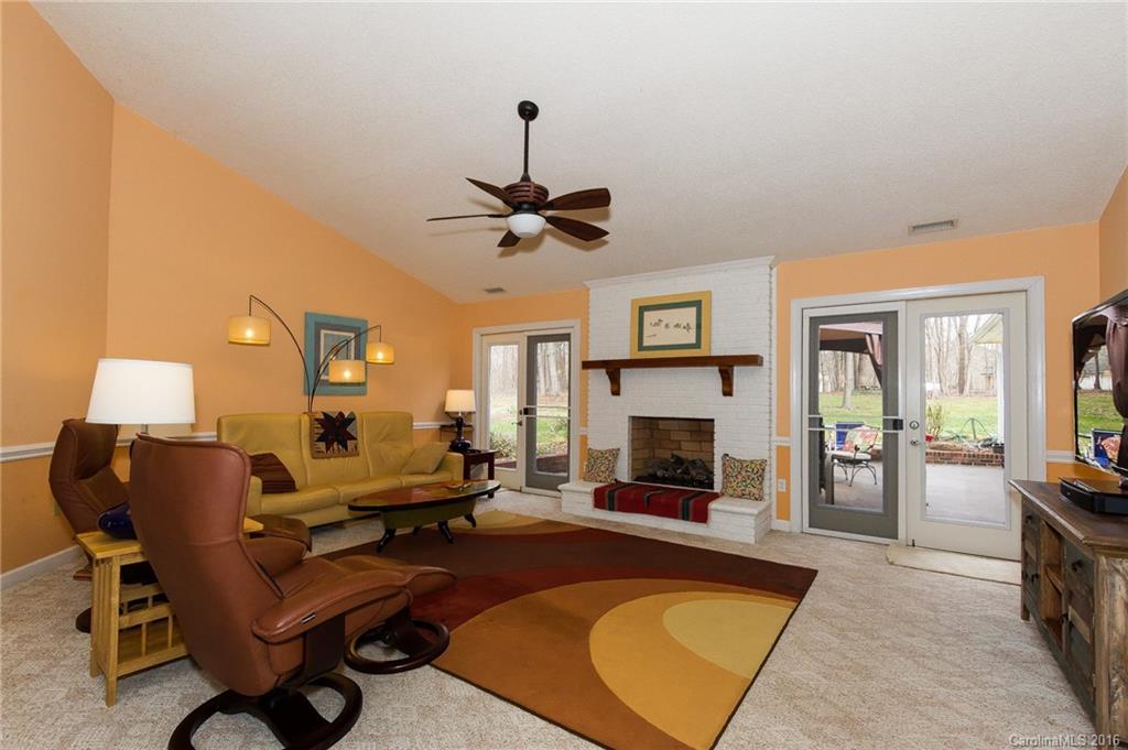 Lakeshore - Residential