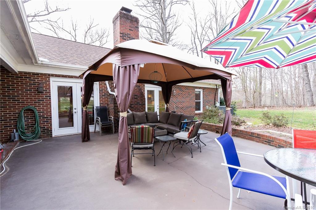 Lakeshore - Residential