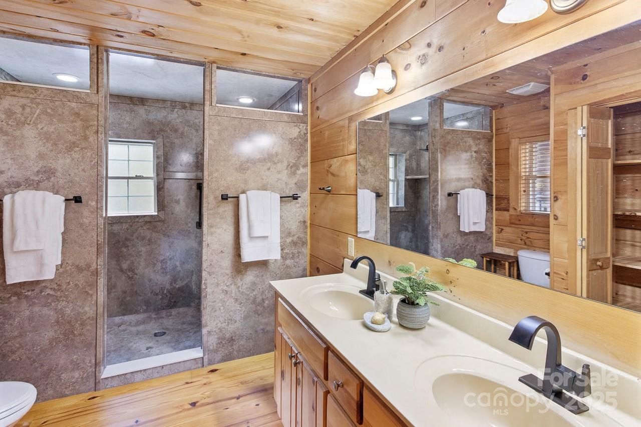 Pinnacle Ridge - Residential