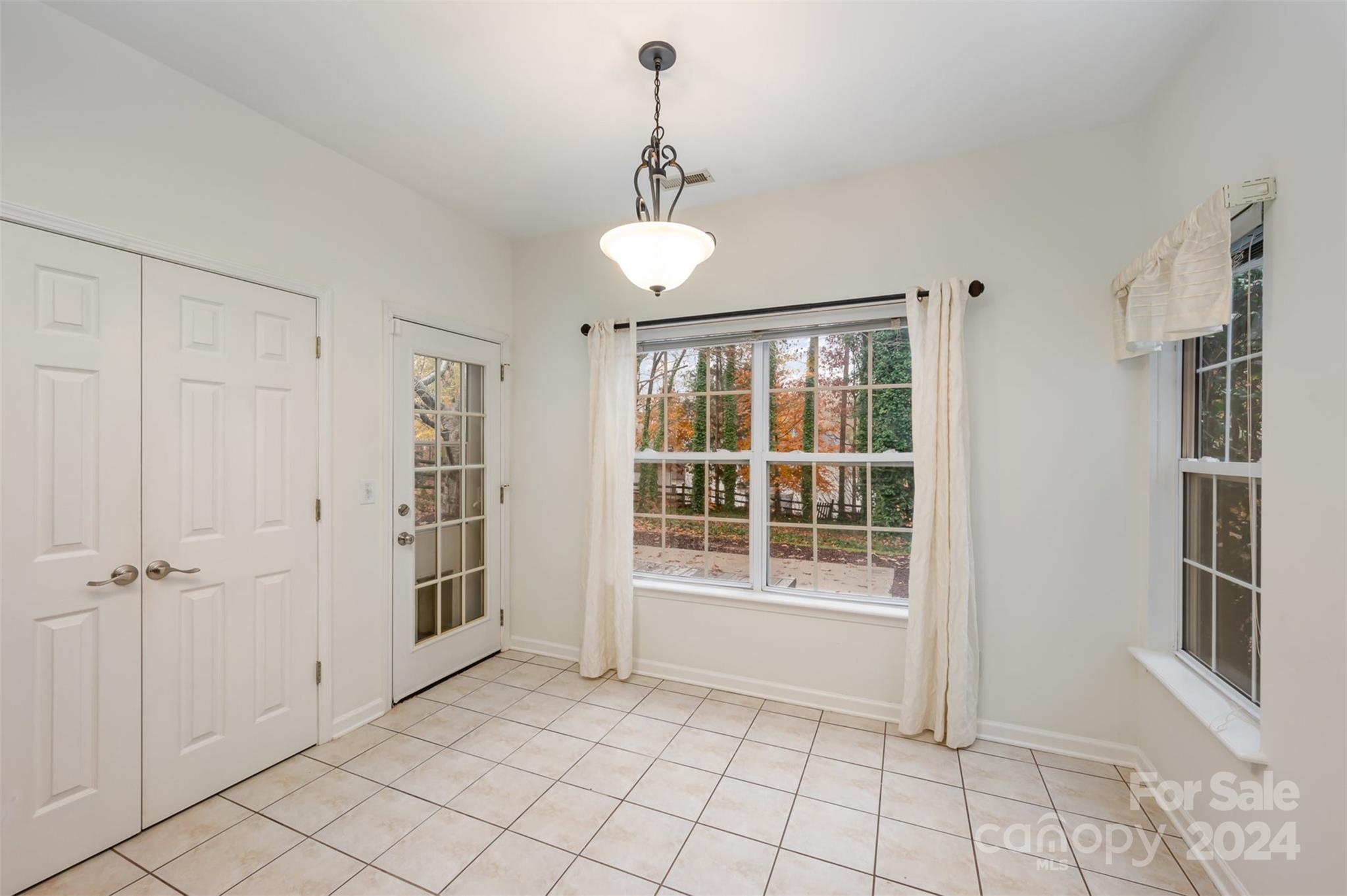 Knightsbridge - Residential