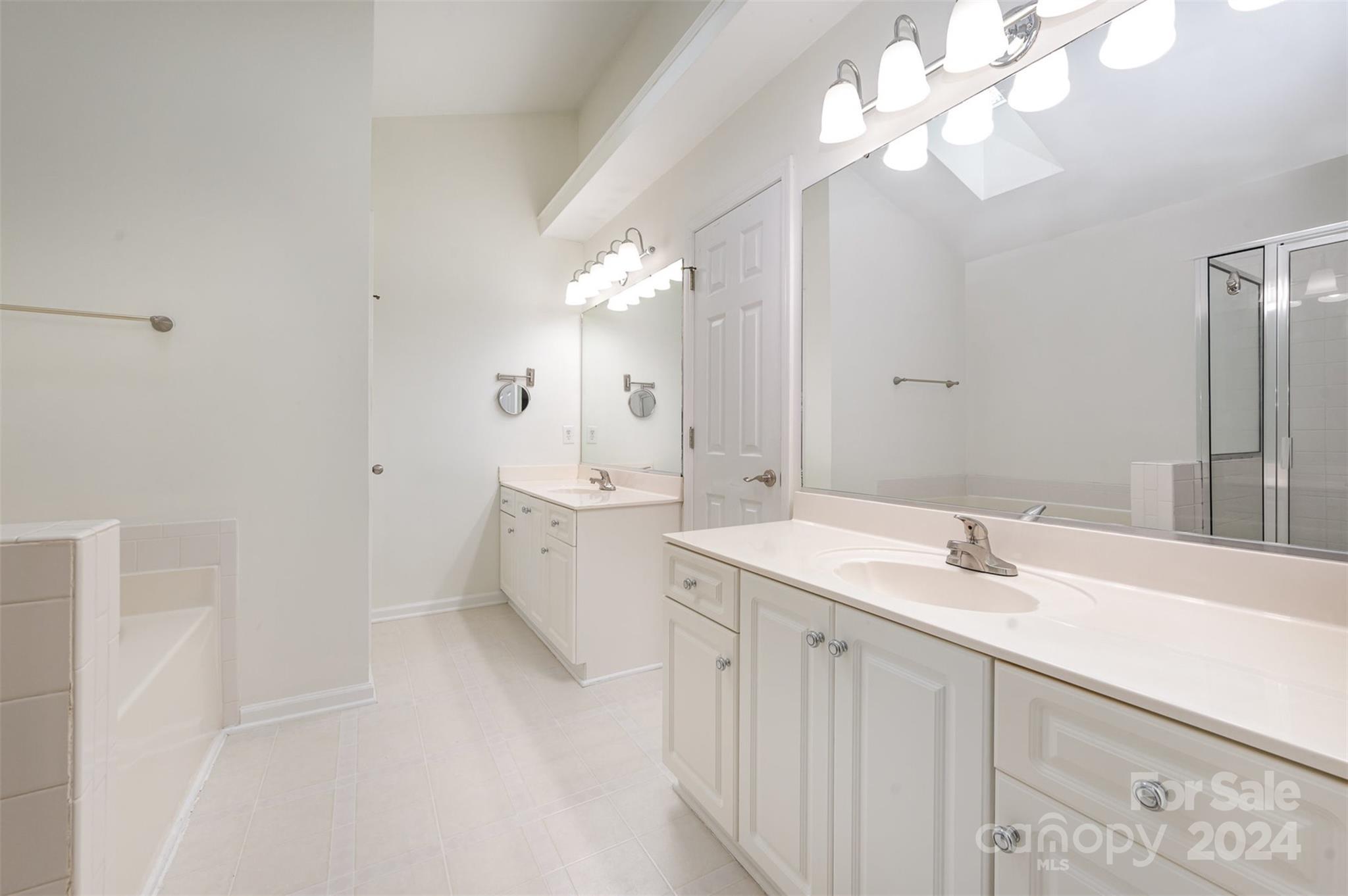 Knightsbridge - Residential