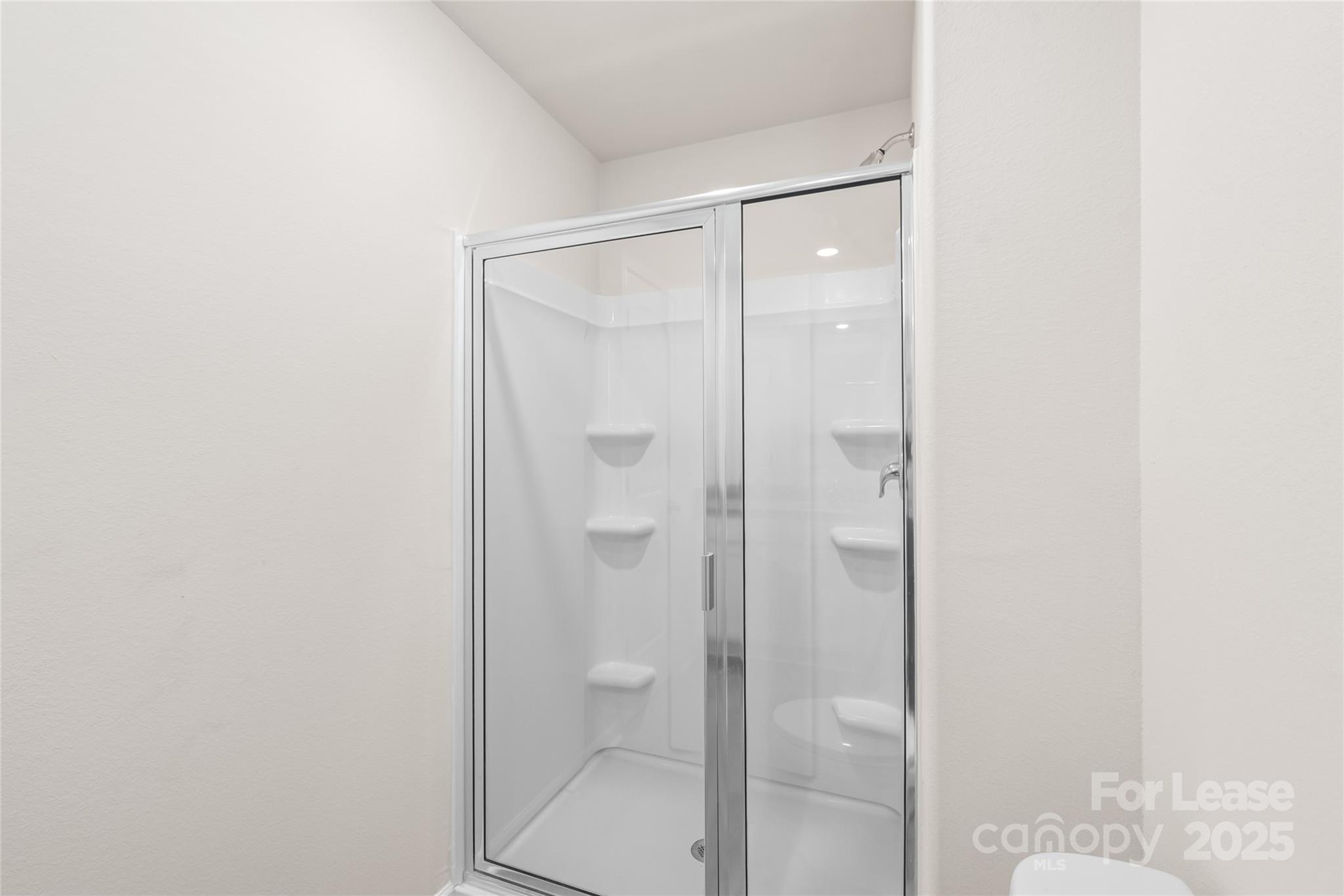 Mckee Creek Village - Residential Lease