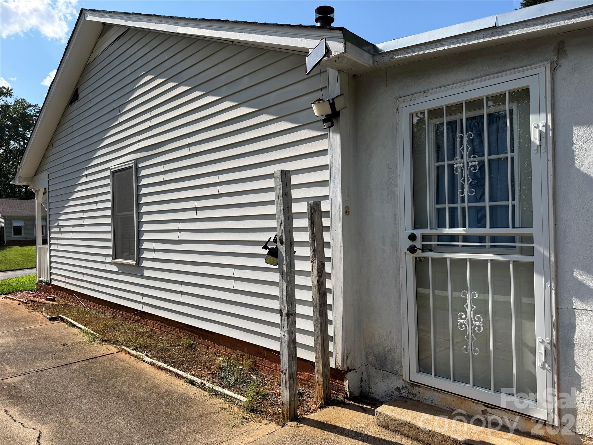 5124 Poplar Springs Drive