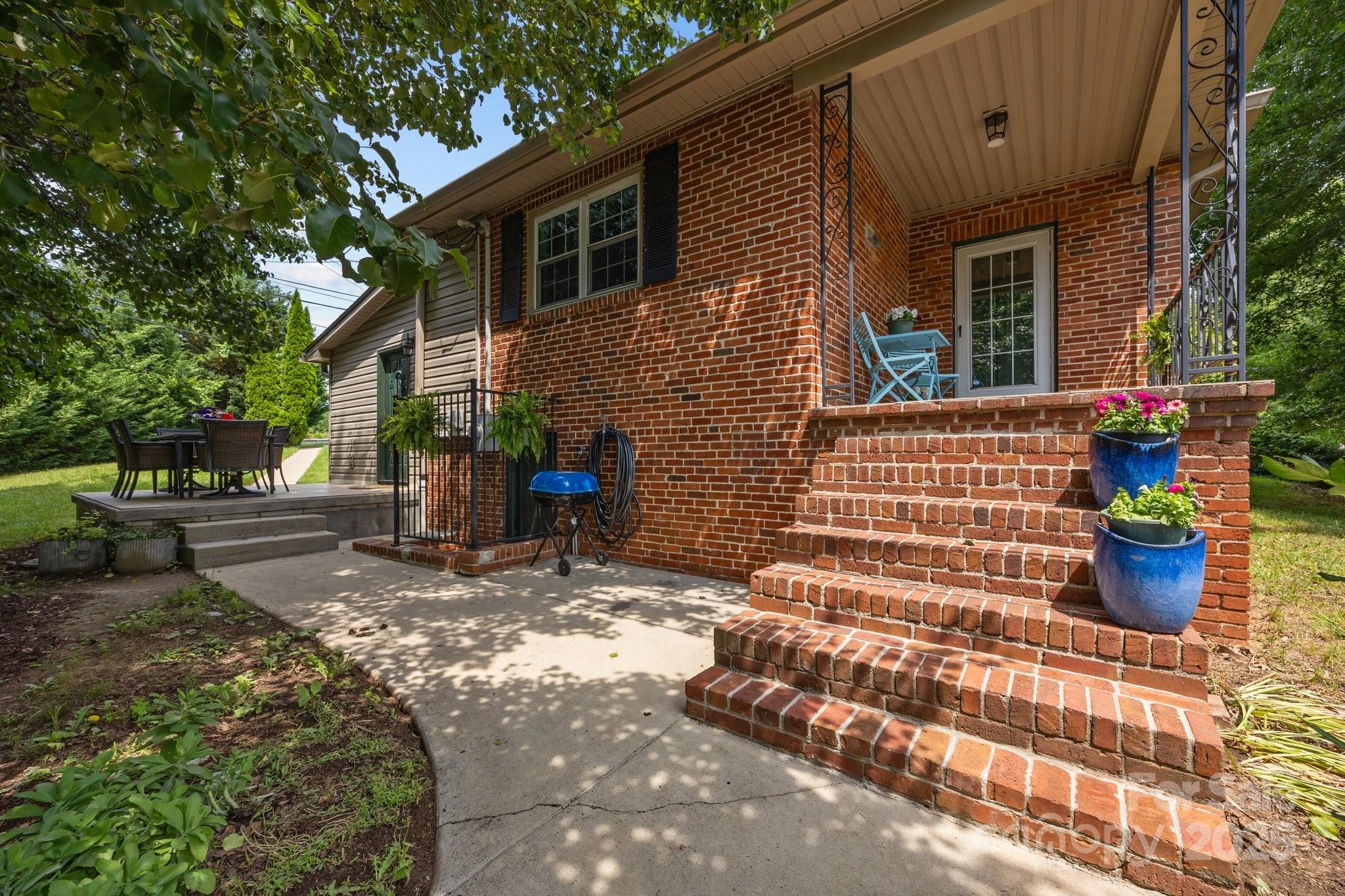 2 Enka Orchard Street