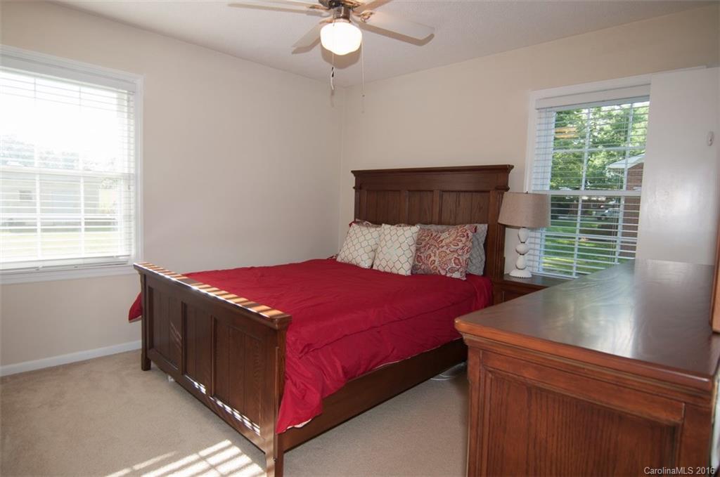 Broadview Acres - Residential