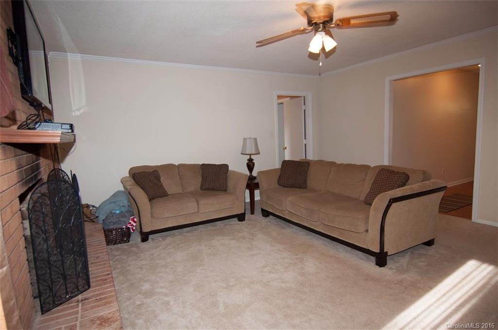 Broadview Acres - Residential