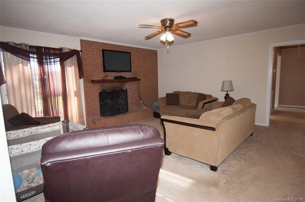 Broadview Acres - Residential